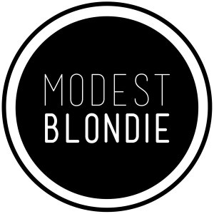 modest blondie secondary logo 3